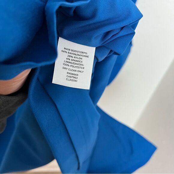 Classiques Entier V-Neck Fitted Sheath, Cocktail Dress - Picture 8 of 9